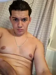 alexis21223 webcam stripchat model stream image