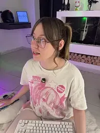 _nobara__ webcam stripchat model stream image