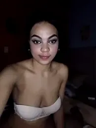BlakeandRouse webcam model stream image