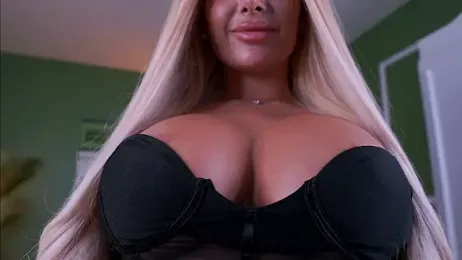 EvaZane webcam model stream image