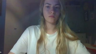 Rosie_June webcam model stream image