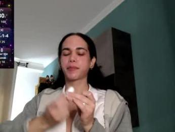 luara_ webcam chaturbate model stream image