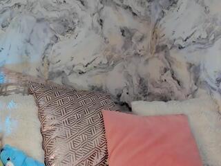 Mia Sinner webcam model stream image