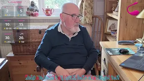 Adamdaddybear webcam model stream image