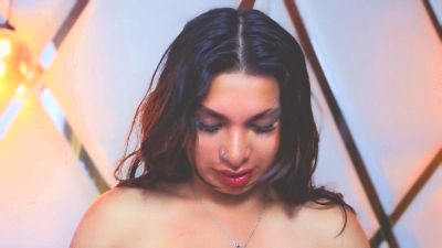 Meelfox webcam cam4 model stream image