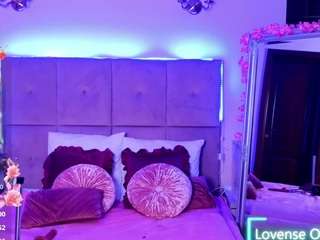 nicolebond webcam model stream image