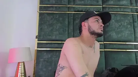 GaelyCoral webcam model stream image