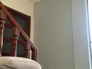 Kylie Whitee webcam model stream image