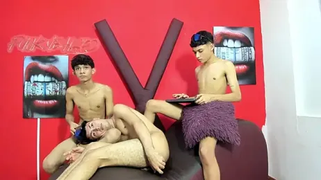 AVENGER_BOYS2026 webcam model stream image