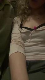 MissGi webcam model stream image