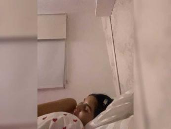 SallyeLeins webcam model stream image