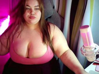 LovelyEmily webcam model stream image
