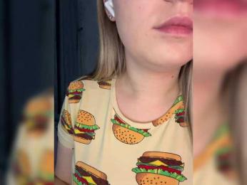 AlinaRay webcam model stream image