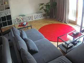 voyeurcam-julmodels-living-4 webcam model stream image