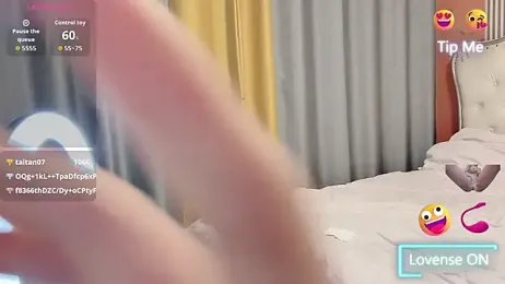 zhnlky webcam stripchat model stream image