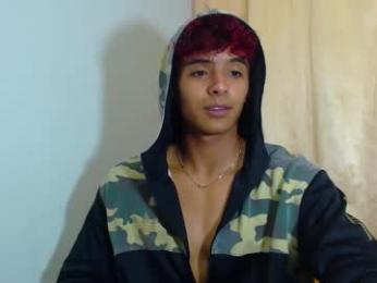 lewis_ly webcam model stream image