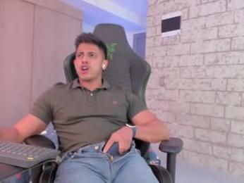 ashton_coleman_ webcam model stream image