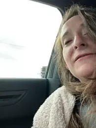 Mini_And_The_Bear webcam model stream image