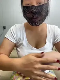 qwe522522 webcam model stream image