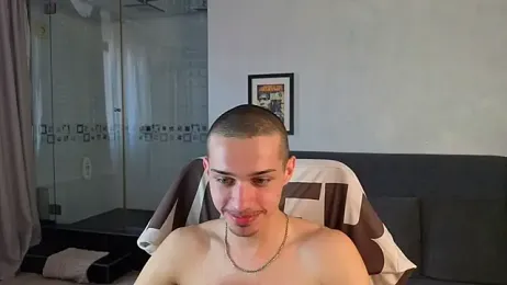 KaydenDrew webcam model stream image