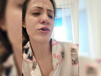 LuxeAngel webcam bongacams model stream image