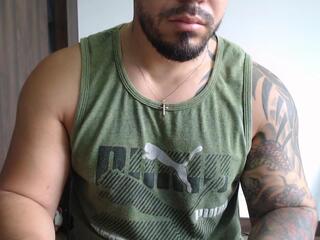 Derryl webcam flirt4free model stream image