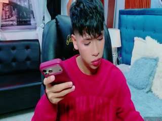 dilan-911 webcam model stream image