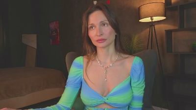Beatrice_Brise webcam model stream image