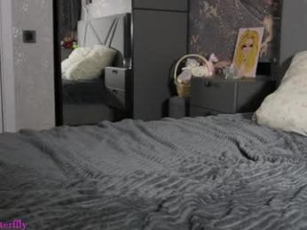 justacuddlie webcam model stream image