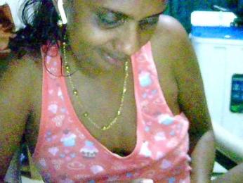 Anshia webcam model stream image