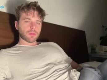 hot8pack01 webcam model stream image