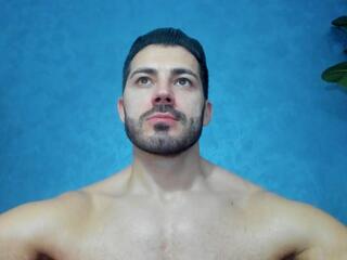 Cutler Q webcam model stream image