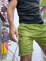 Paul22cm- webcam model stream image