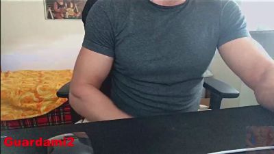 guardami2 webcam cam4 model stream image