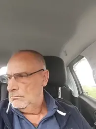 lui8181 webcam model stream image