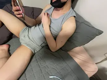 __kim webcam model stream image