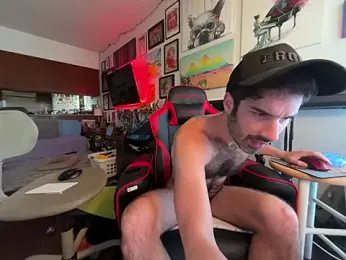 Pupscritch webcam model stream image