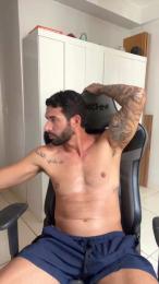 Saradoalto23 webcam model stream image