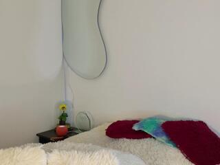 Troye Williams webcam model stream image