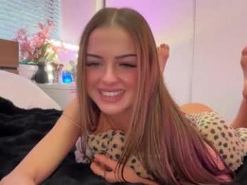 novamills webcam model stream image