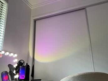 novamills webcam model stream image