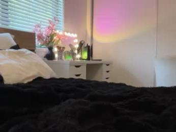 novamills webcam model stream image