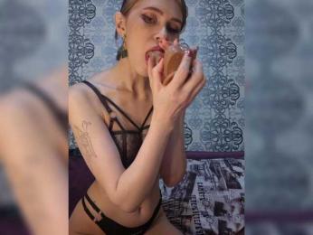 -Your_Girl- webcam bongacams model stream image