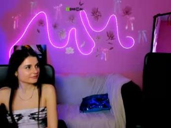 helli_belli webcam model stream image