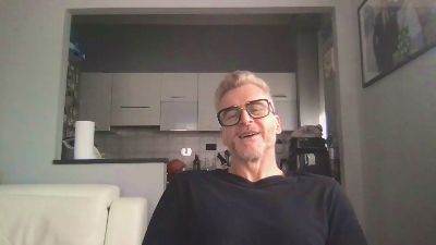 Axl_hot webcam cam4 model stream image