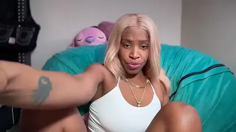 Cum2Charm webcam stripchat model stream image