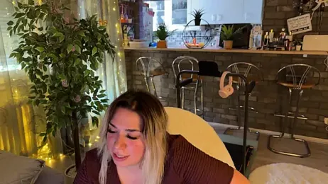 Monageil webcam model stream image