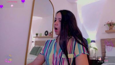 lucy_blue28_ webcam cam4 model stream image