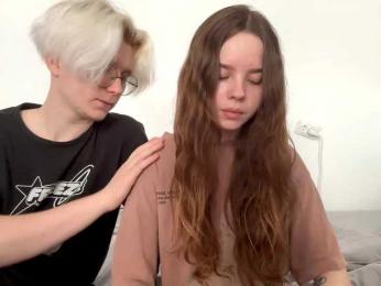 sweetNbig webcam bongacams model stream image