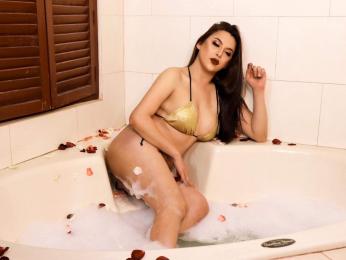 EllaKnox webcam model stream image